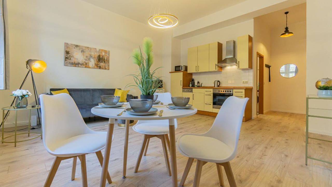 Cityapartment - 53 M², 2 Zimmer, Zentral, Netflix, Kueche, Waschmaschine Котбус Екстериор снимка