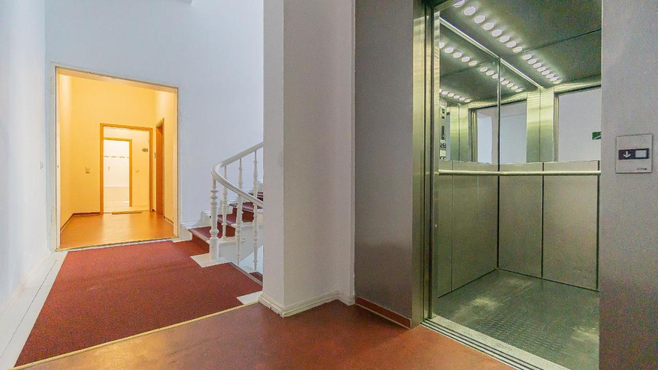 Cityapartment - 53 M², 2 Zimmer, Zentral, Netflix, Kueche, Waschmaschine Котбус Екстериор снимка