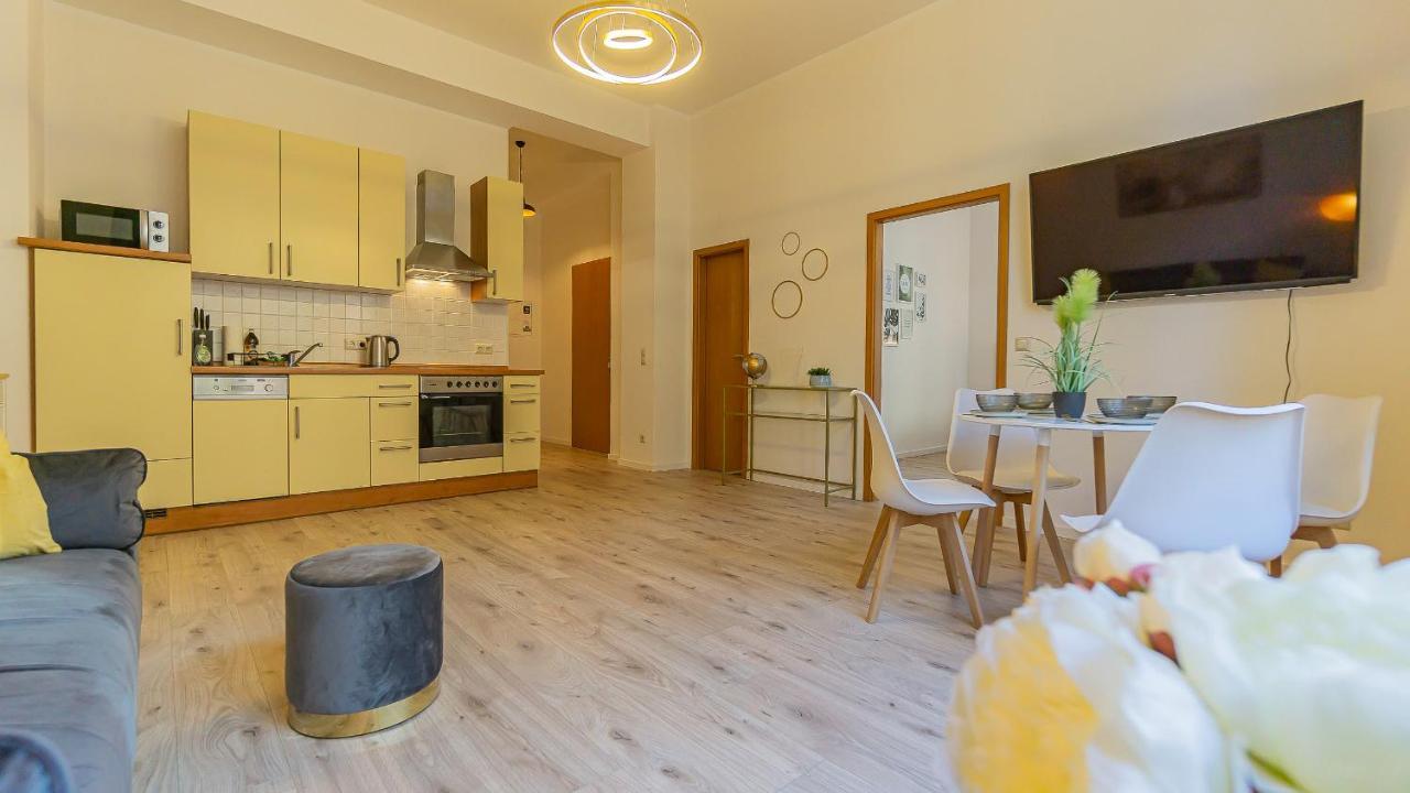 Cityapartment - 53 M², 2 Zimmer, Zentral, Netflix, Kueche, Waschmaschine Котбус Екстериор снимка